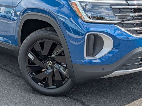 New 2026 Volkswagen Atlas SE image 2