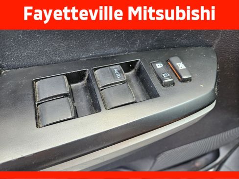 Used 2014 Toyota Tundra SR5 w/ SR5 Upgrade Package RWD image 31