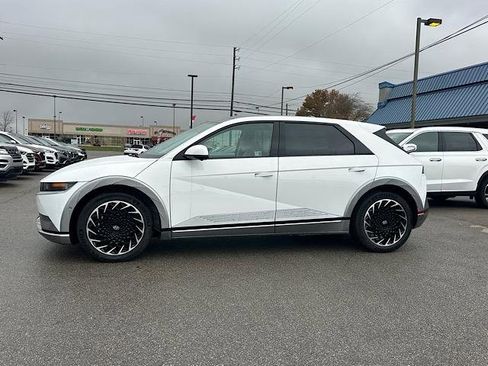 New 2024 Hyundai Ioniq 5 Limited image 2