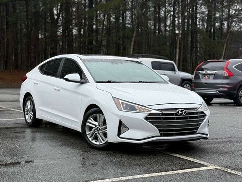 Used 2020 Hyundai Elantra Value Edition w/ Cargo Package (C1) image 3