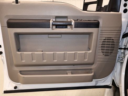 Used 2010 Ford F350 XLT AWD/4WD image 7