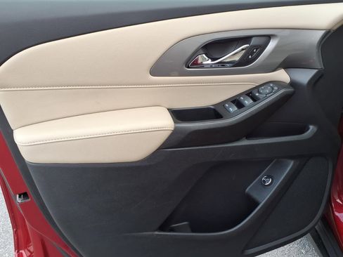 Certified 2023 Chevrolet Traverse LT image 21