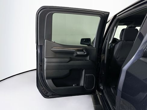 Used 2023 Chevrolet Silverado 1500 LT AWD/4WD image 25