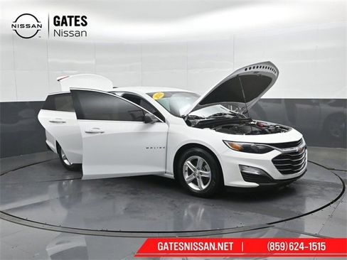 Used 2022 Chevrolet Malibu LS image 49