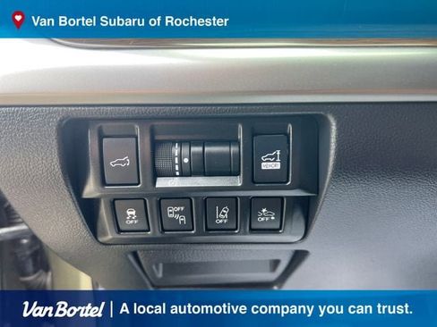 Used 2019 Subaru Outback 2.5i Touring AWD/4WD image 17