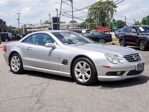 Used 2005 Mercedes-Benz SL 500 image 2