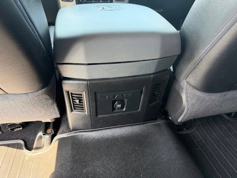 Used 2017 RAM 1500 Big Horn AWD/4WD image 24