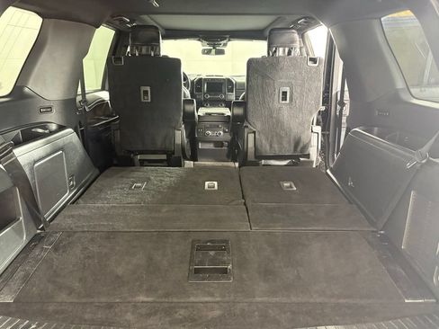Used 2020 Ford Expedition Limited w/ Special Edition Package AWD/4WD image 21