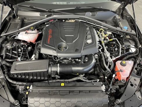 Used 2025 Alfa Romeo Giulia AWD w/ Driving Assist Package image 49