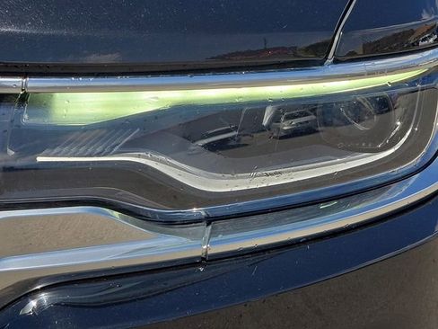 Used 2024 Jeep Wagoneer Series II w/ Flexible Seating Group RWD image 8