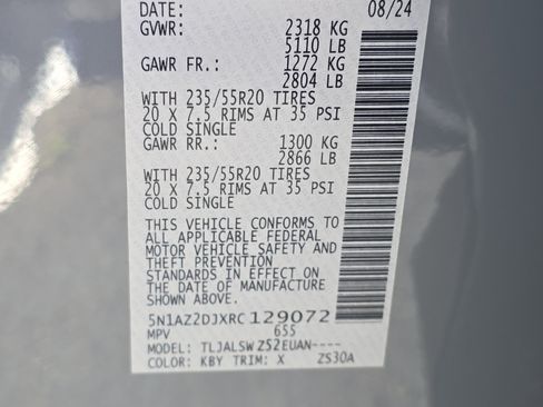 Certified 2024 Nissan Murano Platinum w/ Cargo Package image 36