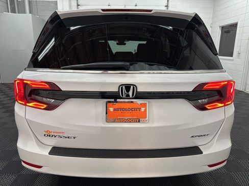 Used 2024 Honda Odyssey Sport image 8