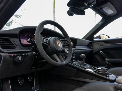 Certified 2026 Porsche 911 GT3 RWD image 4