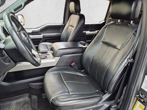 Used 2018 Ford F150 Lariat w/ Equipment Group 502A Luxury AWD/4WD image 13