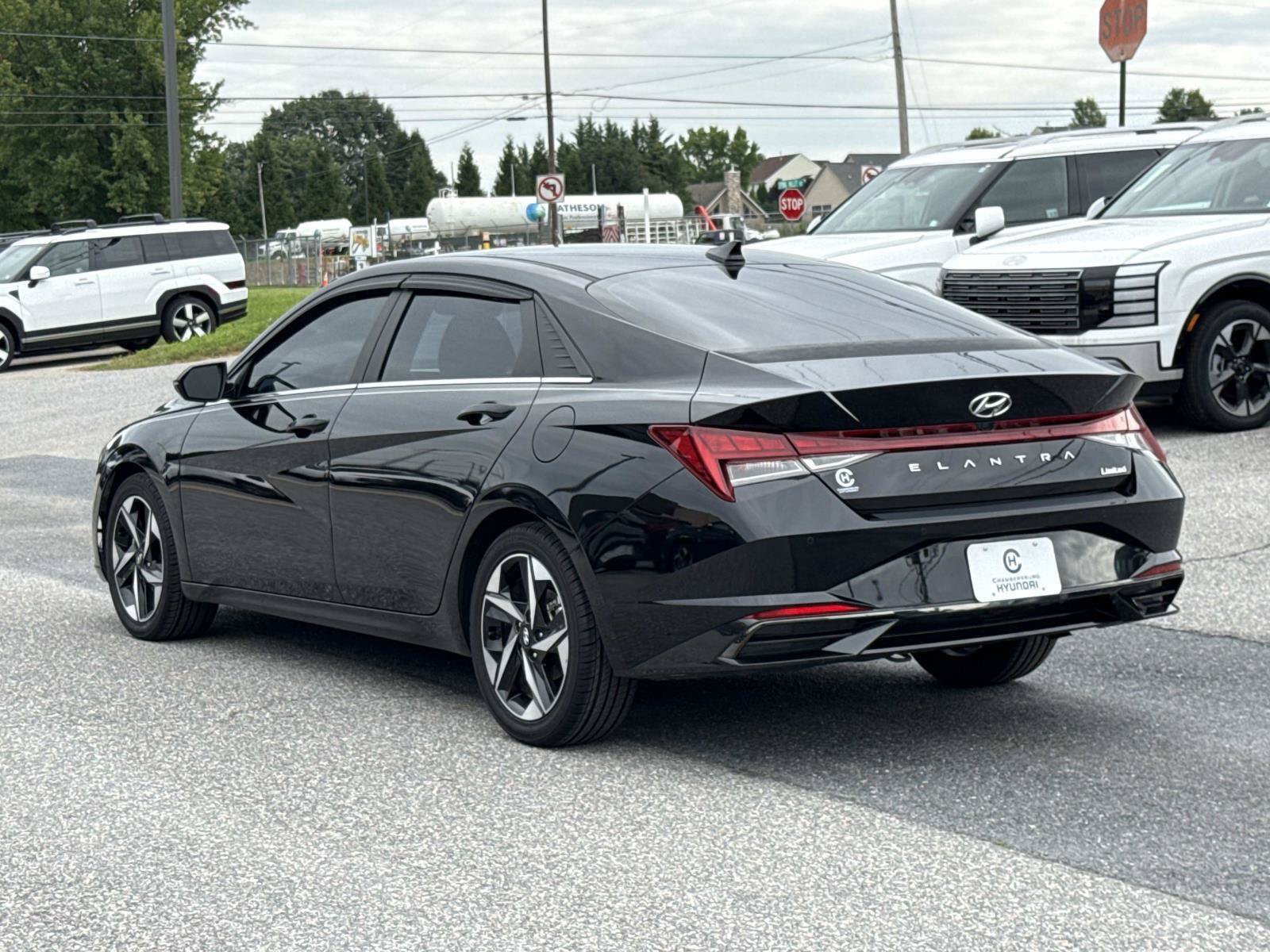 Certified 2022 Hyundai Elantra Limited FWD image 27