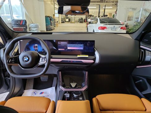 New 2026 BMW X3 xDrive30i w/ Premium Package AWD/4WD image 3
