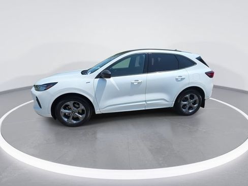 Used 2024 Ford Escape ST-Line w/ Tech Pack #1 FWD image 4