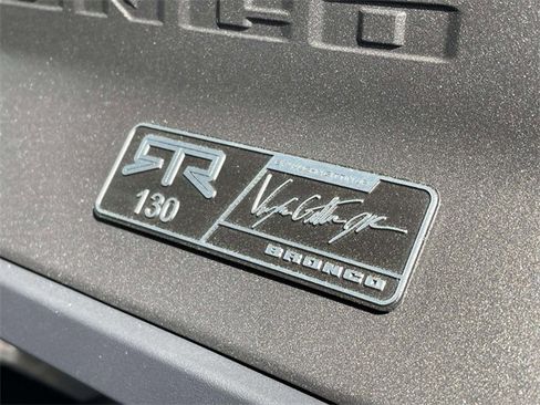 New 2025 Ford Bronco Badlands image 24