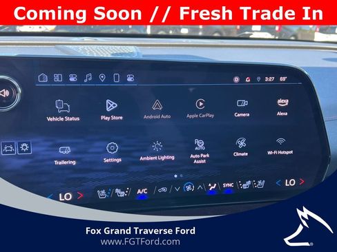 Used 2024 Chevrolet Traverse RS w/ LPO, Floor Liner Package AWD/4WD image 24