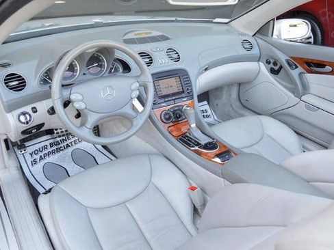 Used 2005 Mercedes-Benz SL 500 image 17