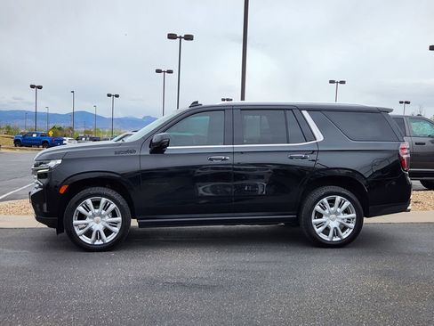 Used 2021 Chevrolet Tahoe High Country w/ Premium Package image 2