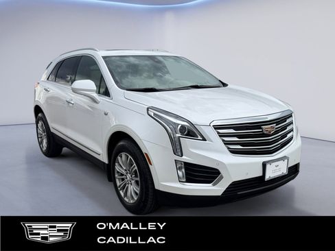 Used 2017 Cadillac XT5 Luxury w/ Driver Awareness Package image 7
