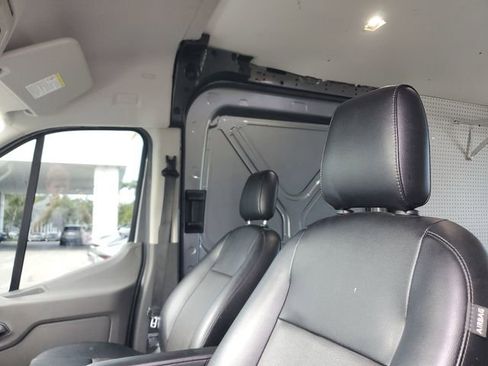 Used 2022 Ford Transit 250 Medium Roof RWD image 6