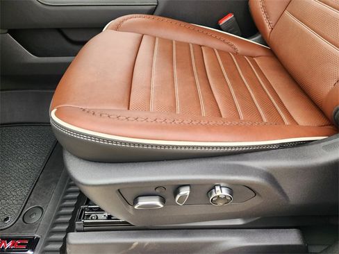 New 2026 GMC Sierra 2500 Denali Ultimate image 18