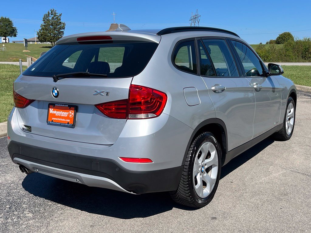 Used 2015 BMW X1 sDrive28i RWD image 12