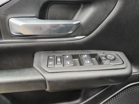 Used 2025 RAM 1500 Big Horn AWD/4WD image 10