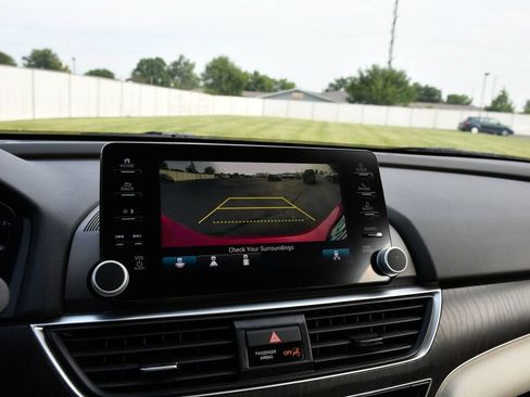 Used 2020 Honda Accord EX-L image 18