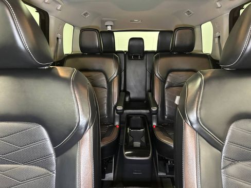 Used 2024 Nissan Pathfinder Platinum FWD image 25