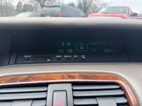 Used 2004 Toyota Avalon XLS image 15