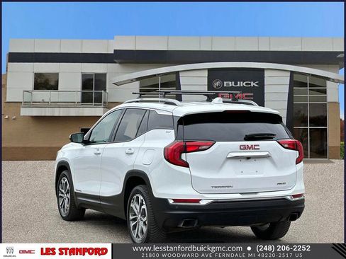 Used 2019 GMC Terrain SLT w/ Preferred Package AWD/4WD image 4