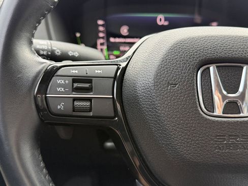 Used 2023 Honda Accord Touring image 15