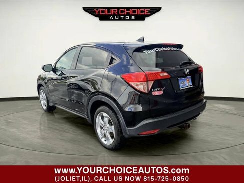 Used 2017 Honda HR-V EX image 3