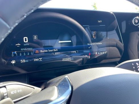 Used 2026 Chevrolet Equinox LT AWD/4WD image 14