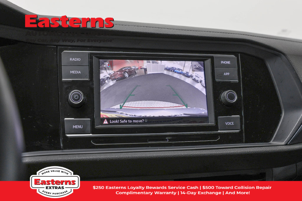 Used 2024 Volkswagen Jetta SE FWD image 20