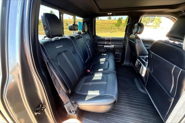 Used 2017 Ford F150 Platinum w/ Equipment Group 701A Luxury AWD/4WD image 26