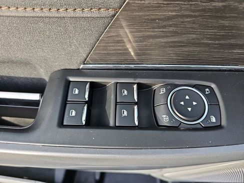 Used 2024 Ford F150 Lariat w/ Equipment Group 502A High image 27