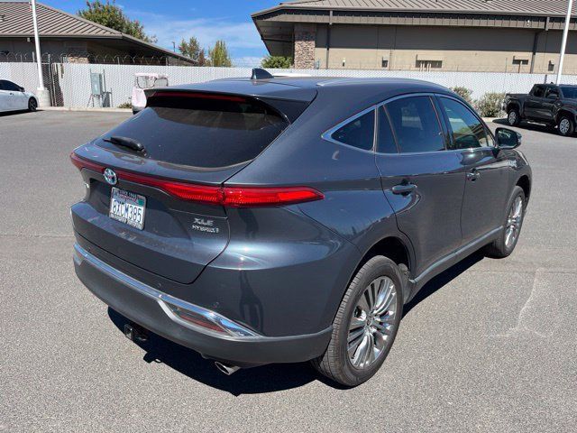 Used 2021 Toyota Venza XLE w/ Carpet Mat Package (TMS) AWD/4WD image 3