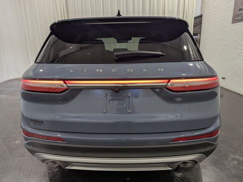 Used 2026 Lincoln Corsair Premiere image 9