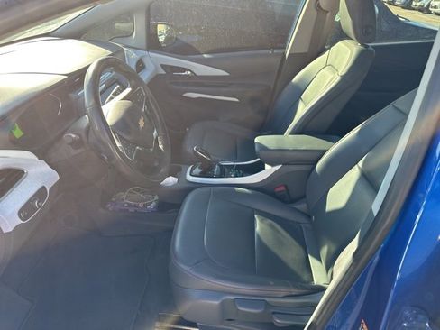 Used 2019 Chevrolet Bolt Premier w/ Infotainment Package image 11