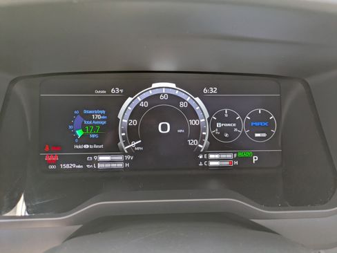 Used 2024 Toyota Tundra Limited image 21