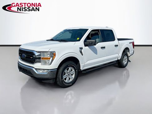 Used 2021 Ford F150 XLT w/ Equipment Group 301A Mid image 3