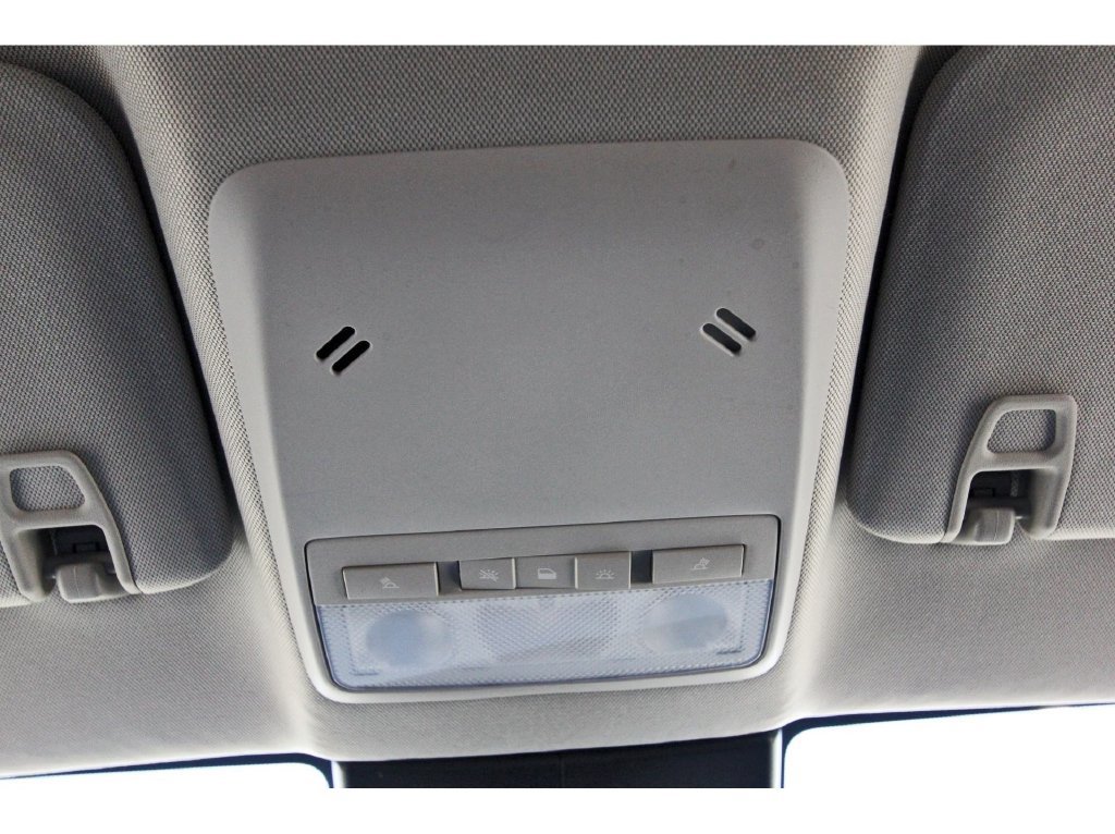 Used 2021 Buick Encore Preferred FWD image 25
