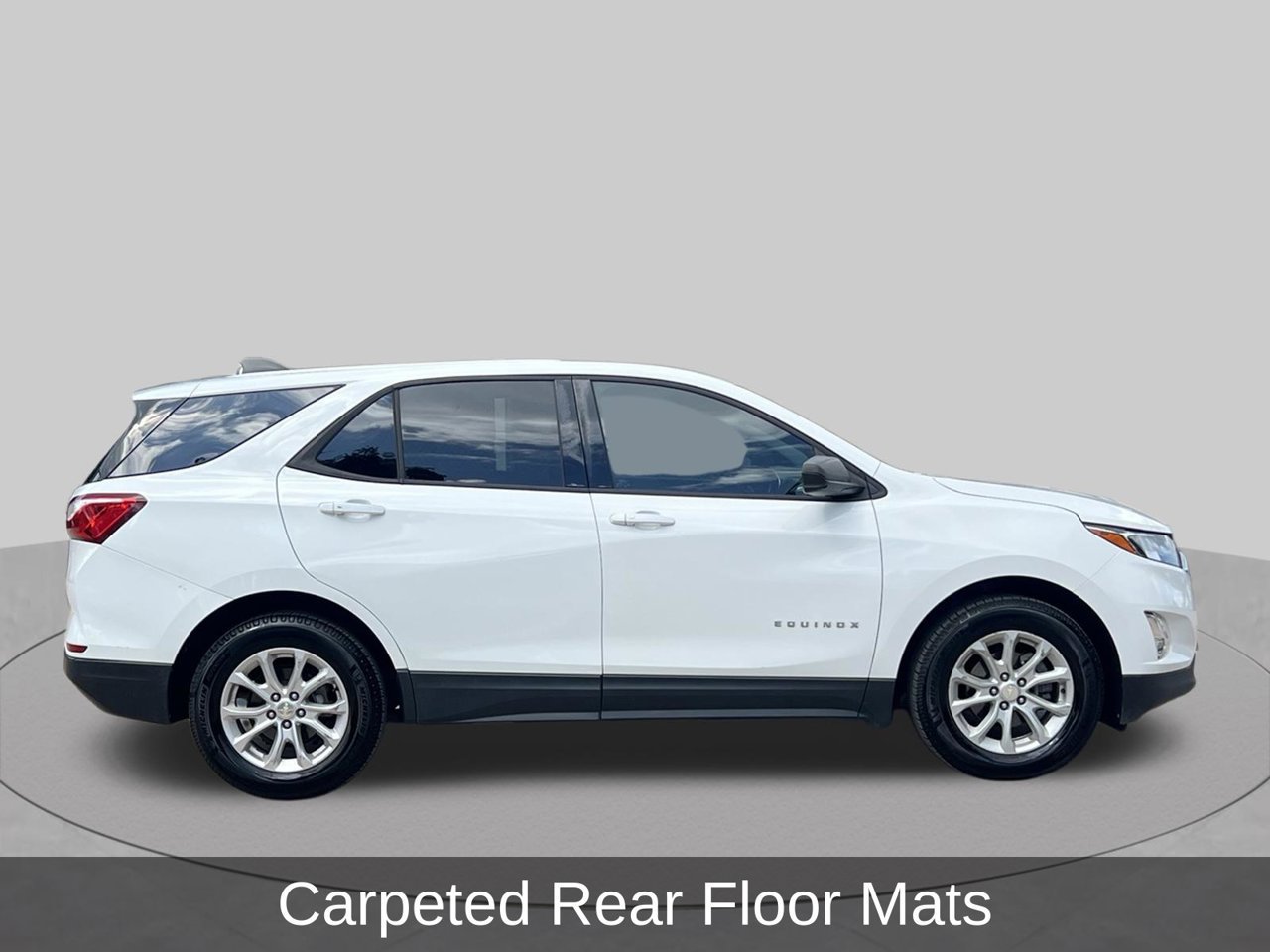 Used 2019 Chevrolet Equinox LS w/ LS Convenience Package FWD image 6