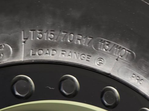 Used 2020 Jeep Gladiator Sport w/ Quick Order Package 24S image 51