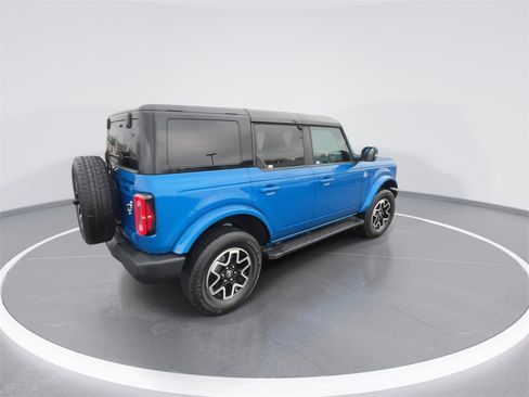 Used 2024 Ford Bronco Outer Banks image 8