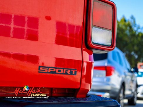 Used 2020 Jeep Gladiator Sport w/ Quick Order Package 24S image 8